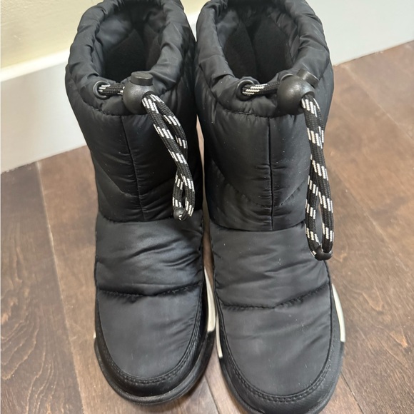 Sorel Kids Black and White Snow Boots - Picture 3 of 5
